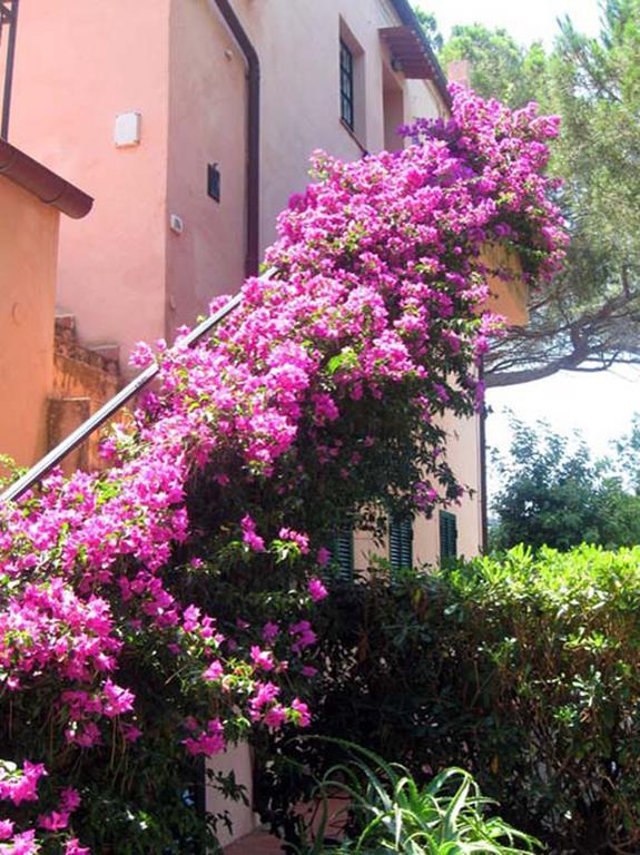 Villa San Giuseppe Порто-Аццурро Екстер'єр фото